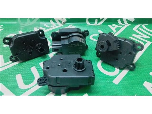 bontott FORD FOCUS III Fűtés Állító Motor