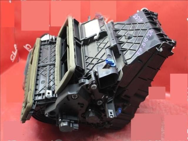 bontott FORD FOCUS III Fűtés Box