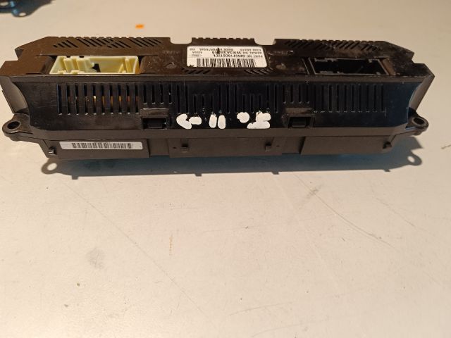 bontott FORD FOCUS III Fűtéskapcsoló (digit klímás)