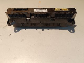 bontott FORD FOCUS III Fűtéskapcsoló (digit klímás)