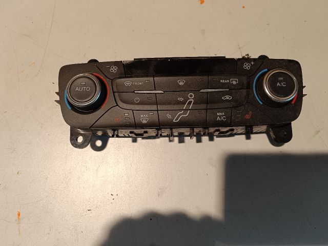bontott FORD FOCUS III Fűtéskapcsoló (digit klímás)