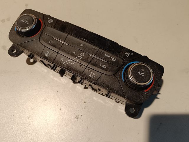 bontott FORD FOCUS III Fűtéskapcsoló (digit klímás)