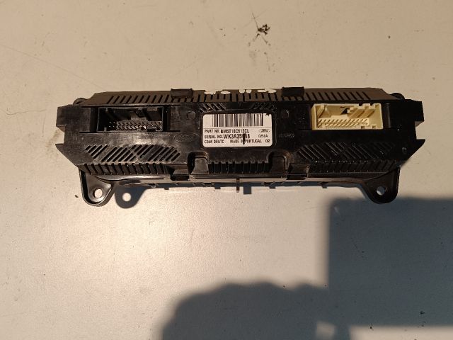 bontott FORD FOCUS III Fűtéskapcsoló (digit klímás)