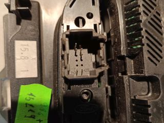 bontott FORD FOCUS III Fűtéskapcsoló (digit klímás)