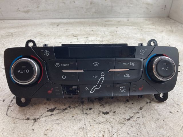 bontott FORD FOCUS III Fűtéskapcsoló (digit klímás)