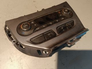 bontott FORD FOCUS III Fűtéskapcsoló (digit klímás)