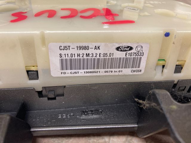 bontott FORD FOCUS III Fűtéskapcsoló (digit klímás)