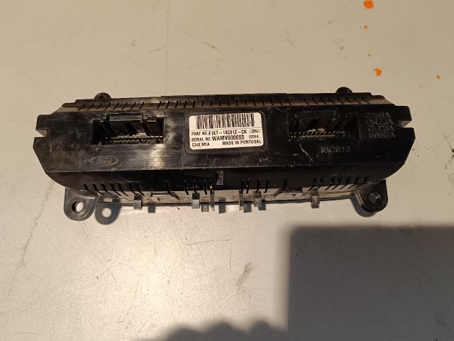 bontott FORD FOCUS III Fűtéskapcsoló (digit klímás)