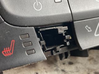 bontott FORD FOCUS III Fűtéskapcsoló (digit klímás)