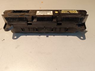 bontott FORD FOCUS III Fűtéskapcsoló (digit klímás)