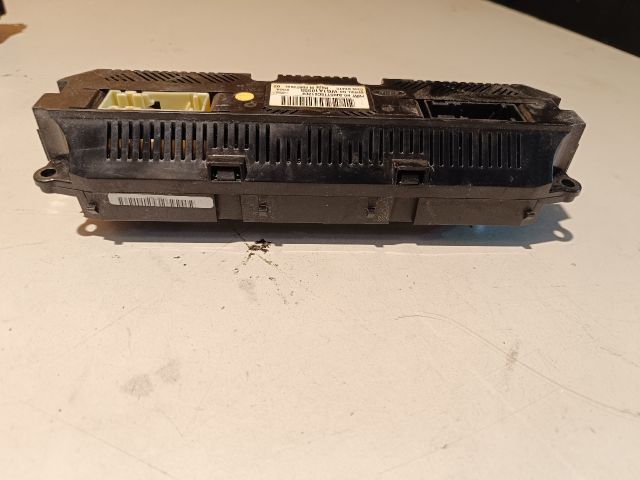 bontott FORD FOCUS III Fűtéskapcsoló (digit klímás)