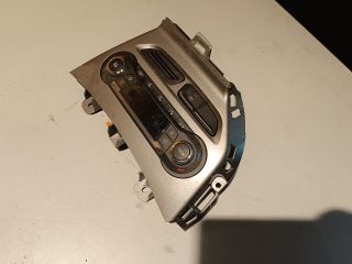 bontott FORD FOCUS III Fűtéskapcsoló (digit klímás)