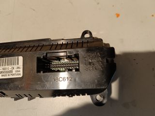 bontott FORD FOCUS III Fűtéskapcsoló (digit klímás)