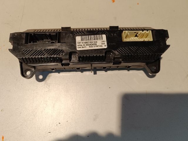 bontott FORD FOCUS III Fűtéskapcsoló (digit klímás)
