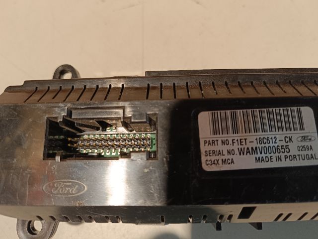 bontott FORD FOCUS III Fűtéskapcsoló (digit klímás)