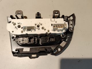 bontott FORD FOCUS III Fűtéskapcsoló (manuális klímás)