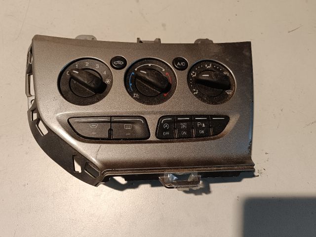 bontott FORD FOCUS III Fűtéskapcsoló (manuális klímás)