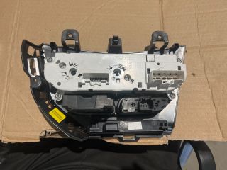 bontott FORD FOCUS III Fűtéskapcsoló (manuális klímás)