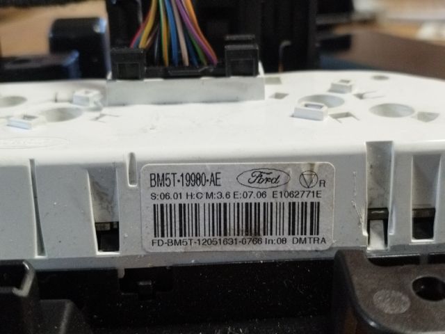 bontott FORD FOCUS III Fűtéskapcsoló (manuális klímás)