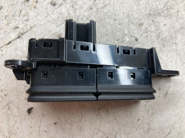 bontott FORD FOCUS III Fűtéskapcsoló