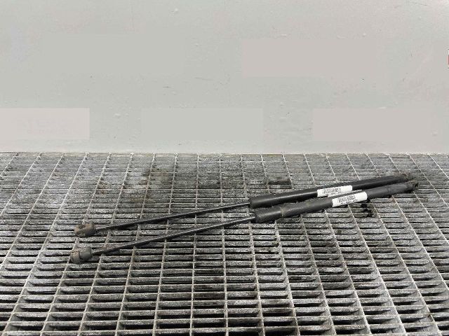 bontott FORD FOCUS III Gázrugós Kitámasztó Teleszkóp Csomagtérajtó (Pozíciófüggetlen)