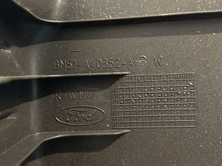 bontott FORD FOCUS III Hátfal Burkolat