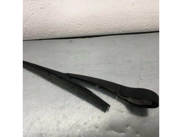 bontott FORD FOCUS III Hátsó Ablaktörlő Kar