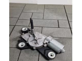 bontott FORD FOCUS III Hátsó Ablaktörlő Motor