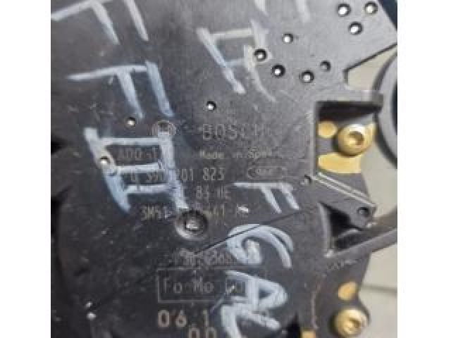 bontott FORD FOCUS III Hátsó Ablaktörlő Motor