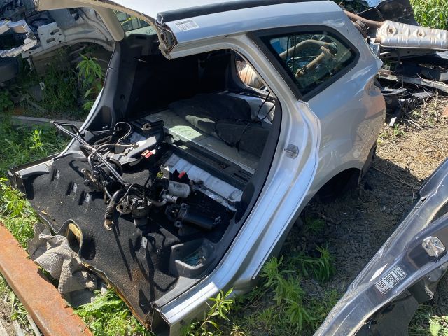 bontott FORD FOCUS III Hátsó Karosszéria Csomag