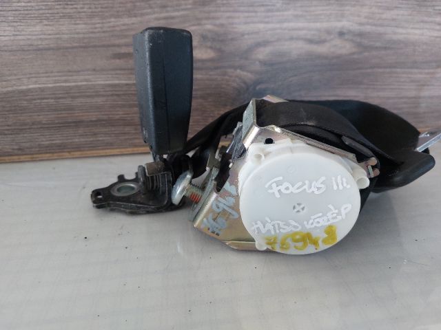 bontott FORD FOCUS III Hátsó középső Biztonsági Öv