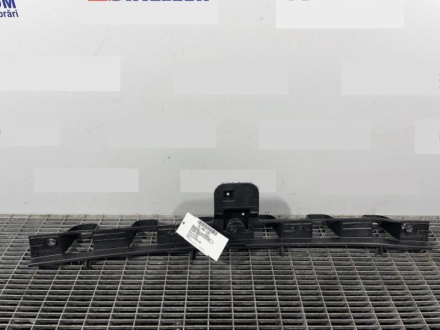 bontott FORD FOCUS III Hátsó középső Lökhárító Tartó (Műanyag)