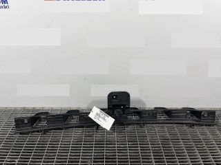 bontott FORD FOCUS III Hátsó középső Lökhárító Tartó (Műanyag)