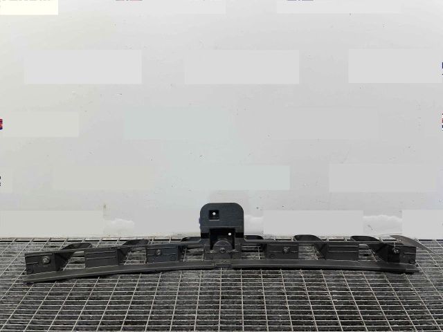 bontott FORD FOCUS III Hátsó középső Lökhárító Tartó (Műanyag)