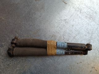 bontott FORD FOCUS III Hátsó Lengéscsillapító Pár