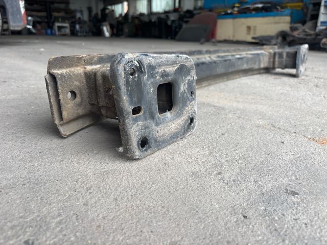 bontott FORD FOCUS III Hátsó Lökhárító Merevítő (Fém)