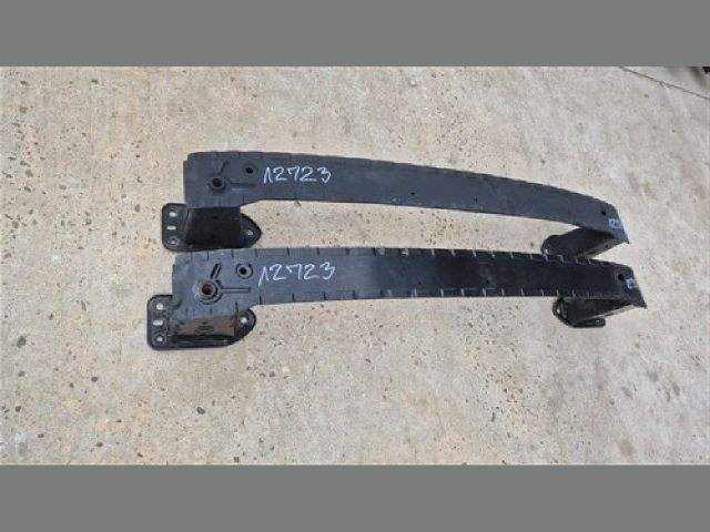 bontott FORD FOCUS III Hátsó Lökhárító Merevítő (Fém)