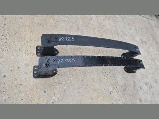 bontott FORD FOCUS III Hátsó Lökhárító Merevítő (Fém)