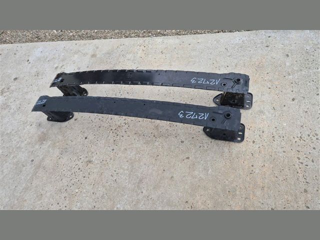 bontott FORD FOCUS III Hátsó Lökhárító Merevítő (Fém)