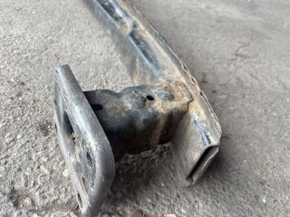 bontott FORD FOCUS III Hátsó Lökhárító Merevítő (Fém)