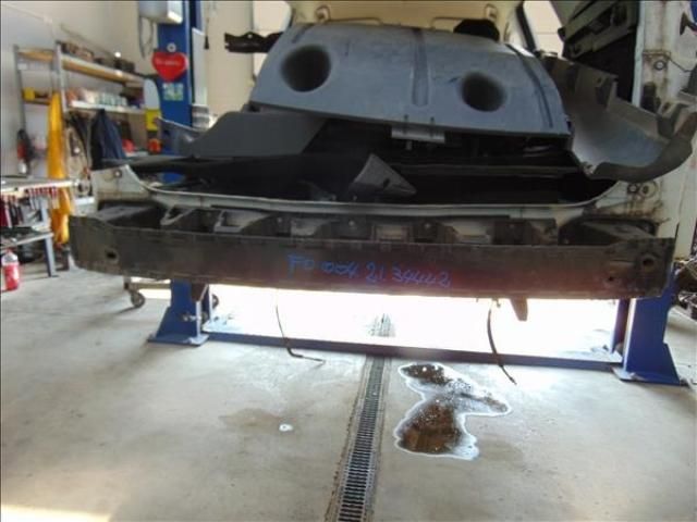 bontott FORD FOCUS III Hátsó Lökhárító Merevítő (Fém)