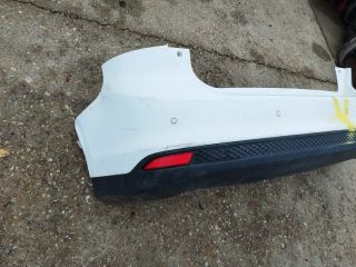 bontott FORD FOCUS III Hátsó Lökhárító (Részeivel)