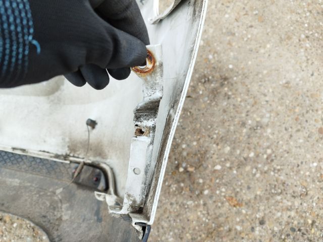 bontott FORD FOCUS III Hátsó Lökhárító (Részeivel)