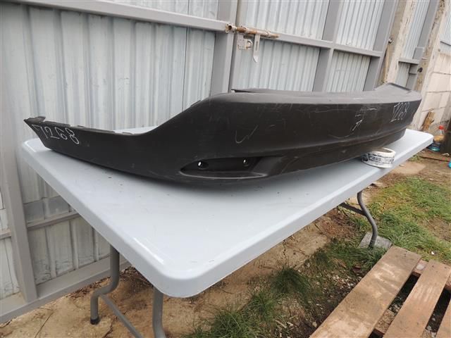 bontott FORD FOCUS III Hátsó Lökhárító (Részeivel)