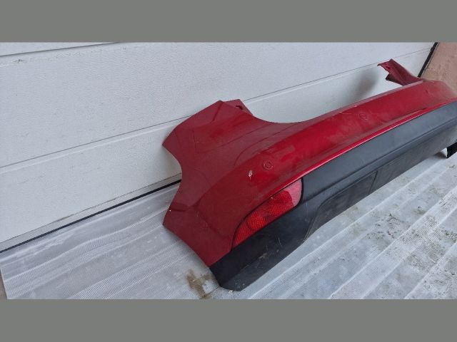 bontott FORD FOCUS III Hátsó Lökhárító (Részeivel)