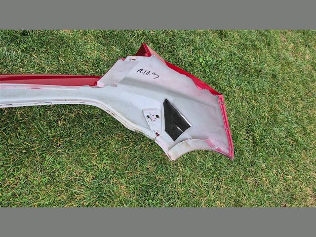 bontott FORD FOCUS III Hátsó Lökhárító (Részeivel)