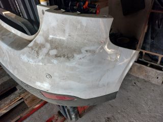 bontott FORD FOCUS III Hátsó Lökhárító (Részeivel)