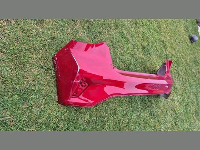 bontott FORD FOCUS III Hátsó Lökhárító (Részeivel)