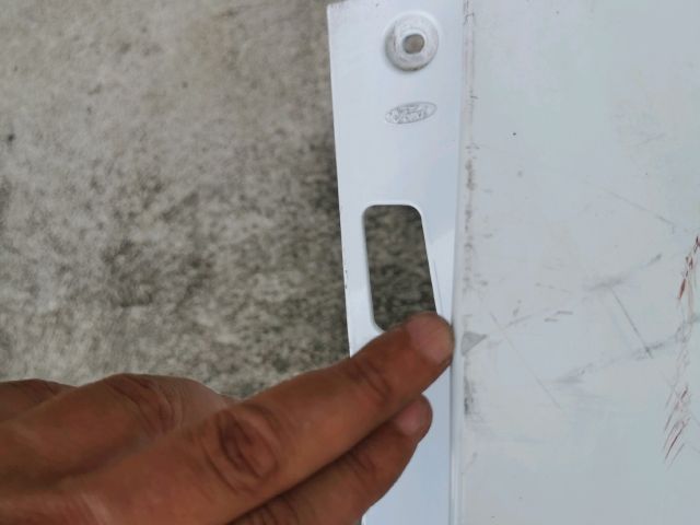 bontott FORD FOCUS III Hátsó Lökhárító (Részeivel)