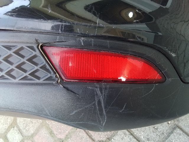 bontott FORD FOCUS III Hátsó Lökhárító (Részeivel)